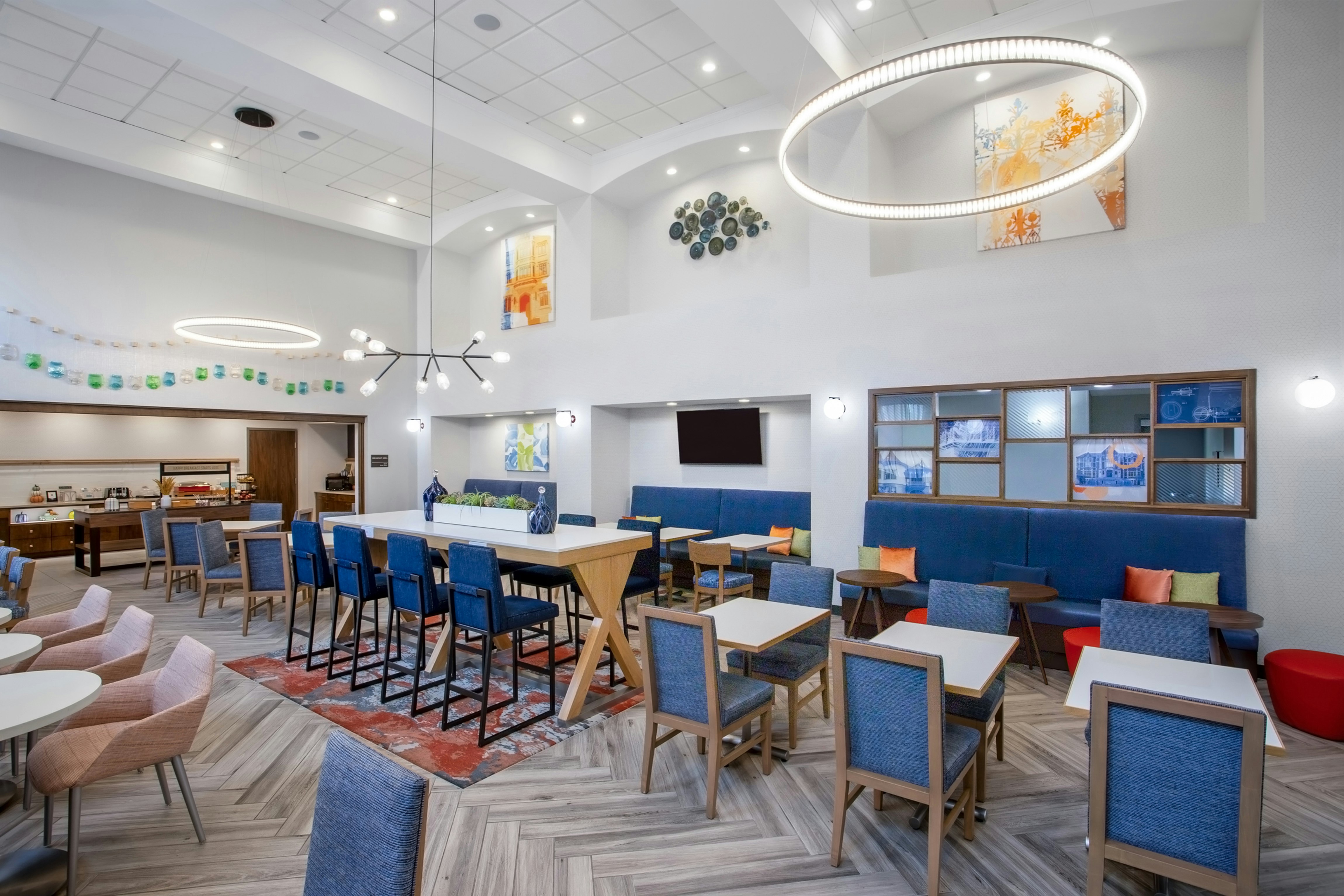 Hampton Inn and Suites Muncie 31/43