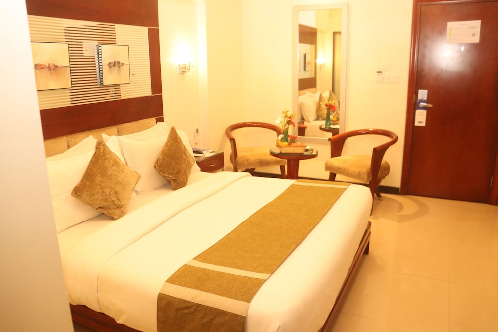 Kyriad Hotel Indore by OTHPL 22/61