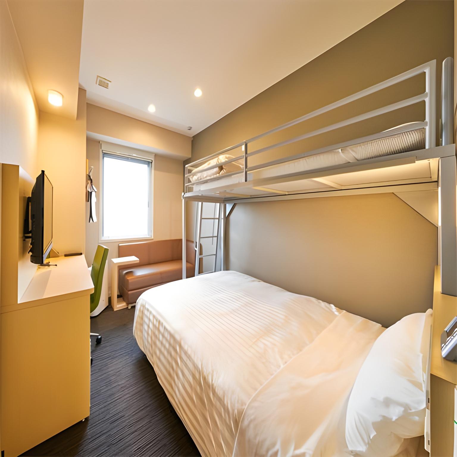 Super, Twin Beds