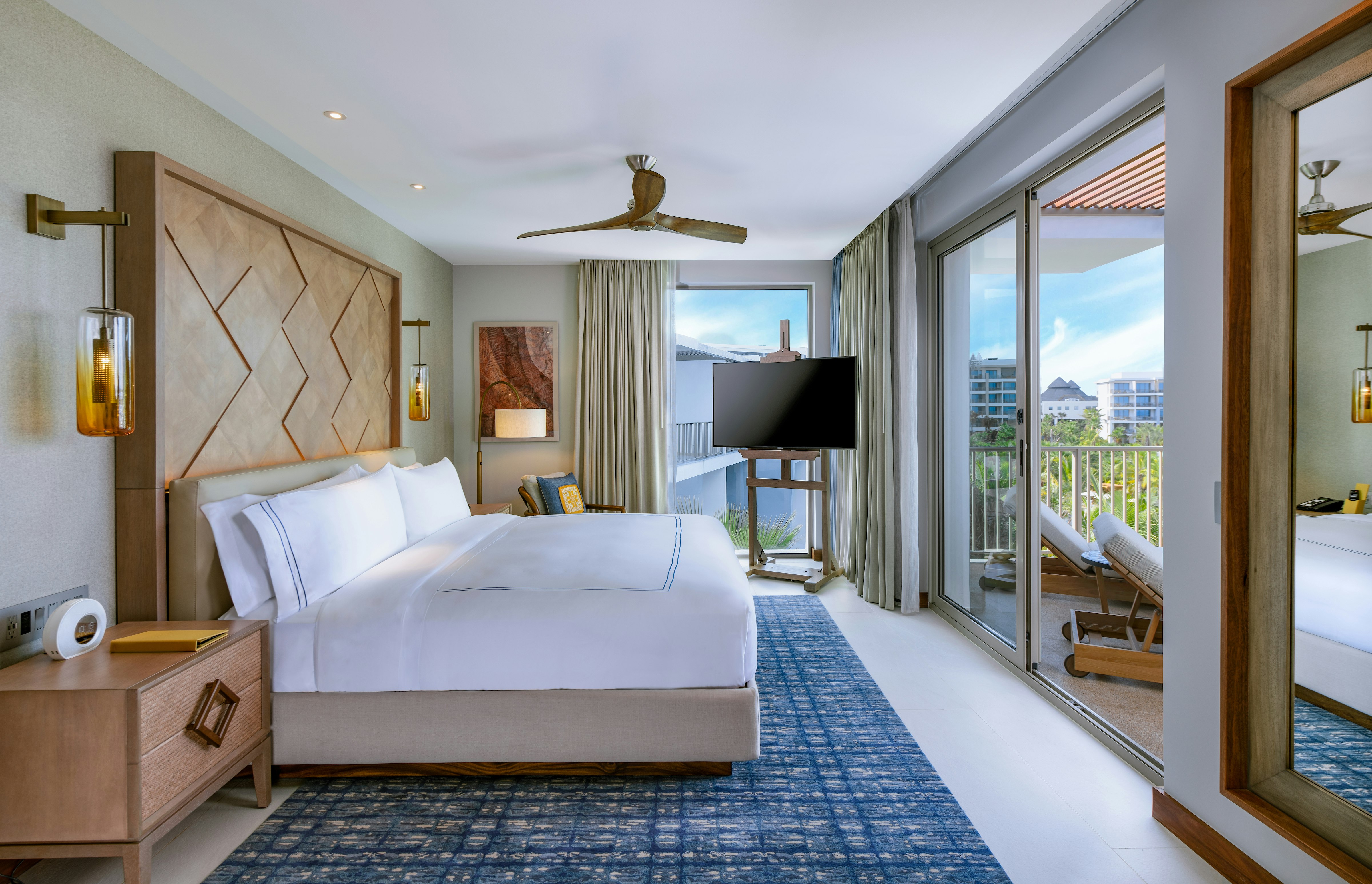 Signature, Suite, King Bed, Ocean View