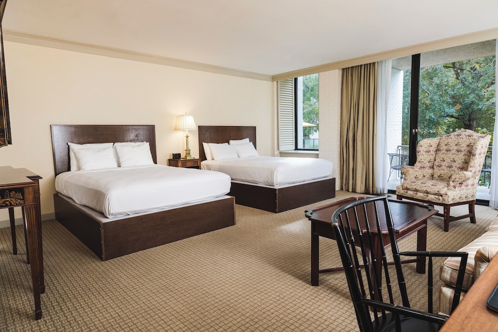 The Griffin Hotel - A Colonial Williamsburg Hotel 12/61