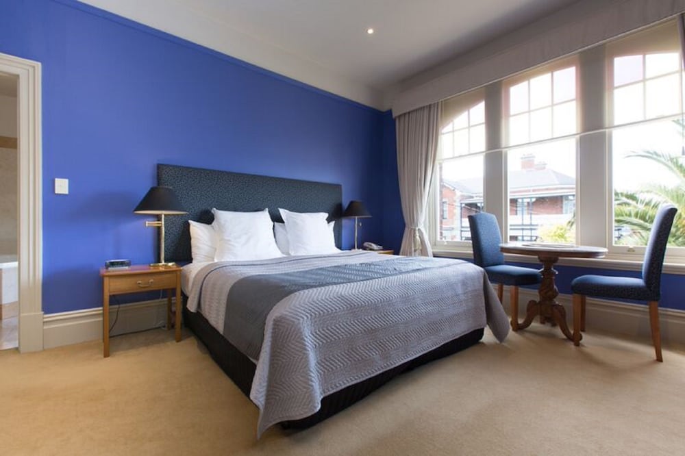 Grande Vue Private Hotel 24/66