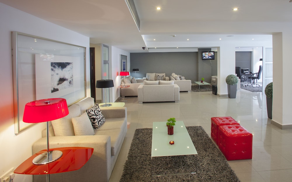 ibis Styles Larnaca Finikoudes Beach 31/32