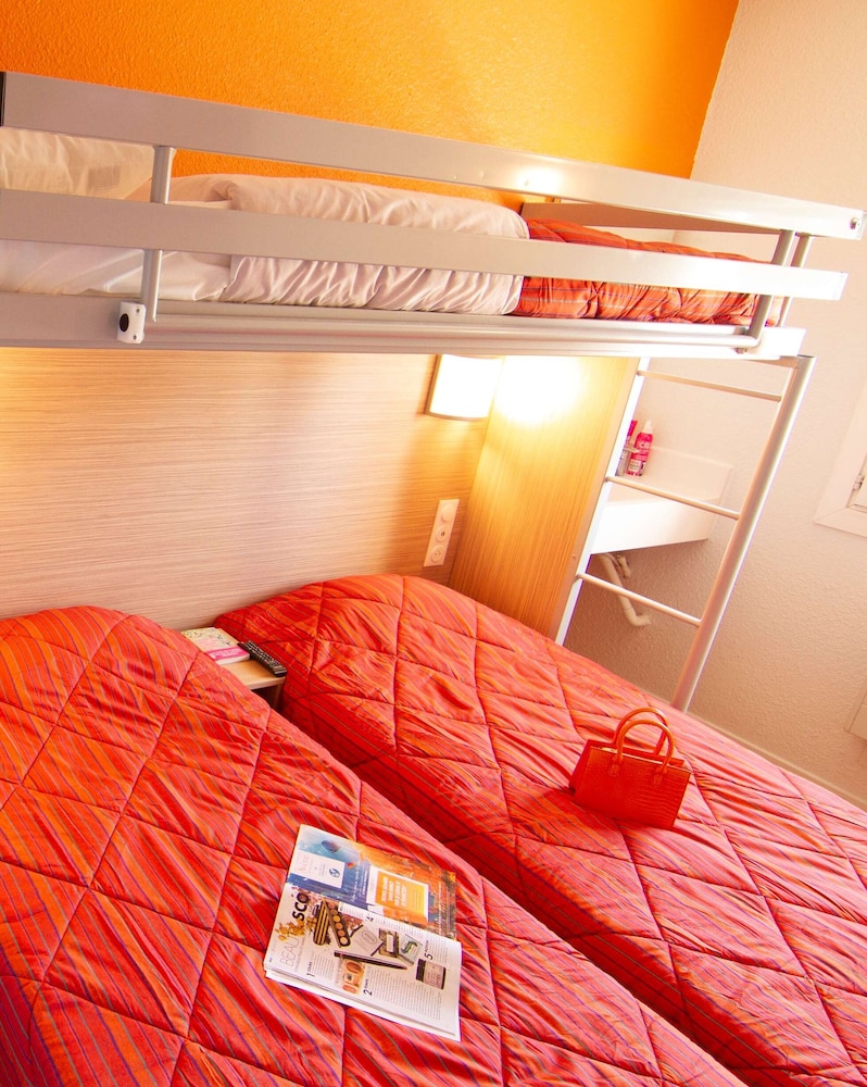 PREMIERE CLASSE PARIS NORD Sarcelles 38/50