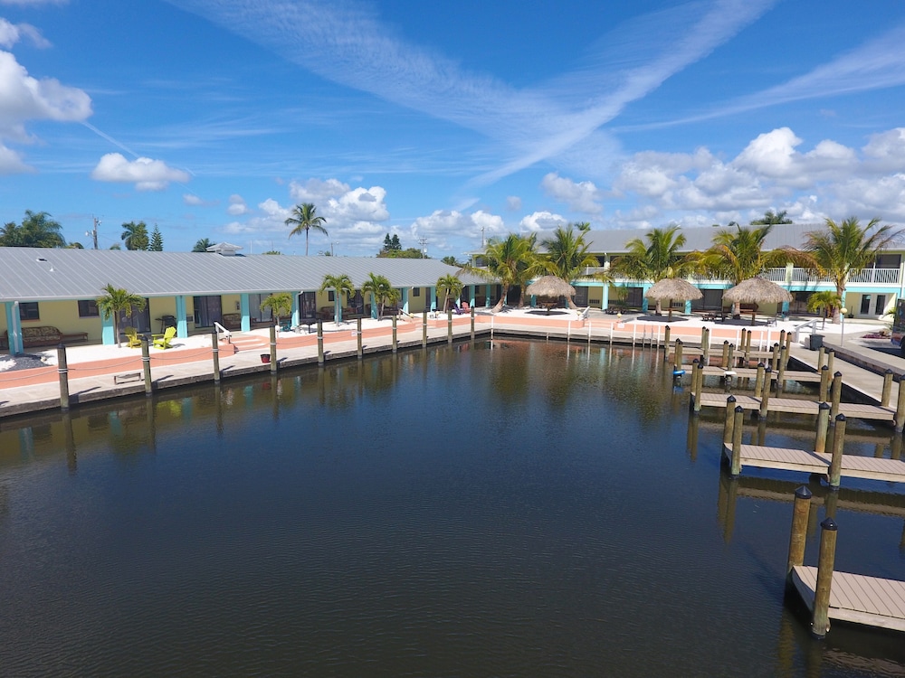 Off the Charts Inn Out Island Resort 43/50