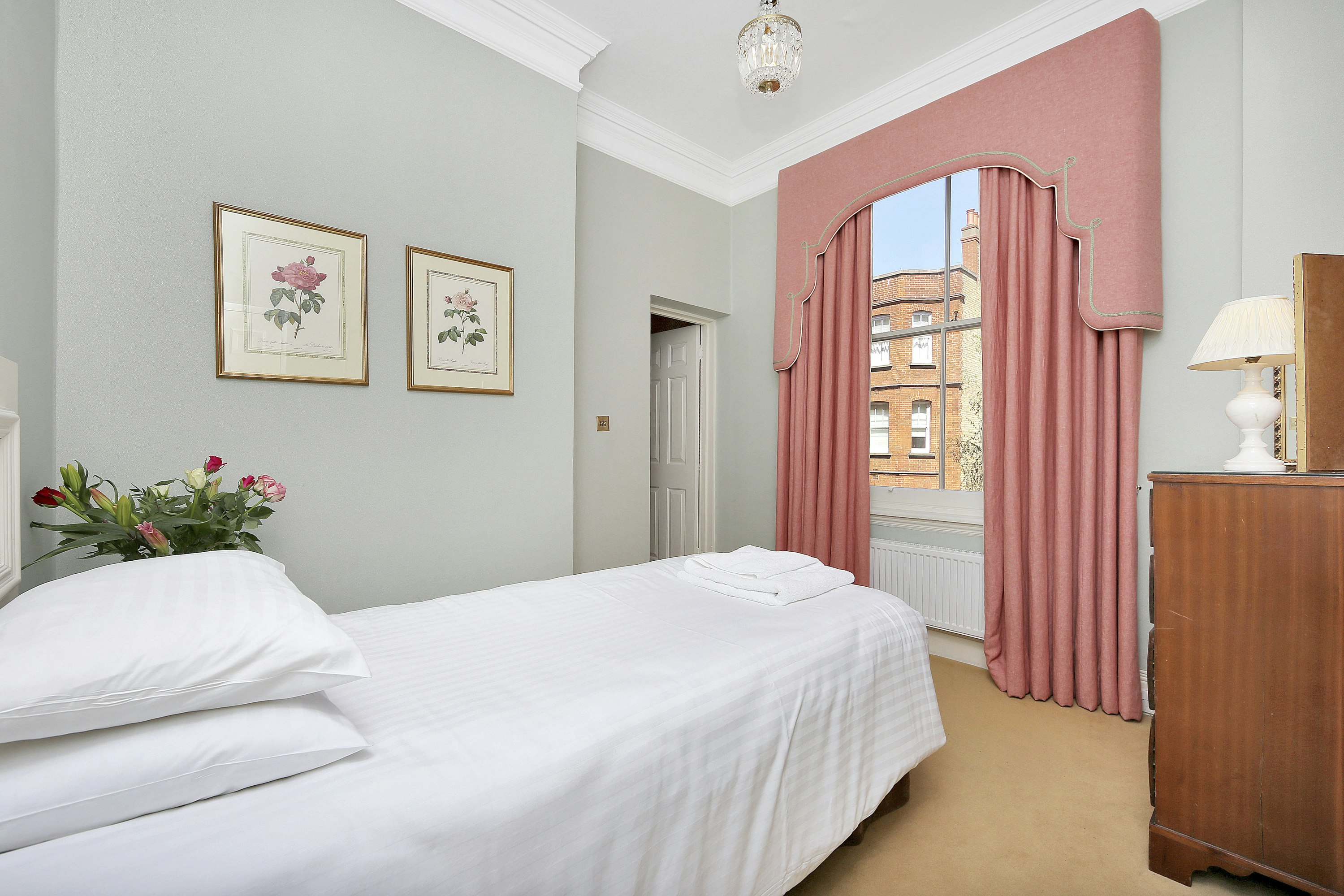 Highgrove, Suite