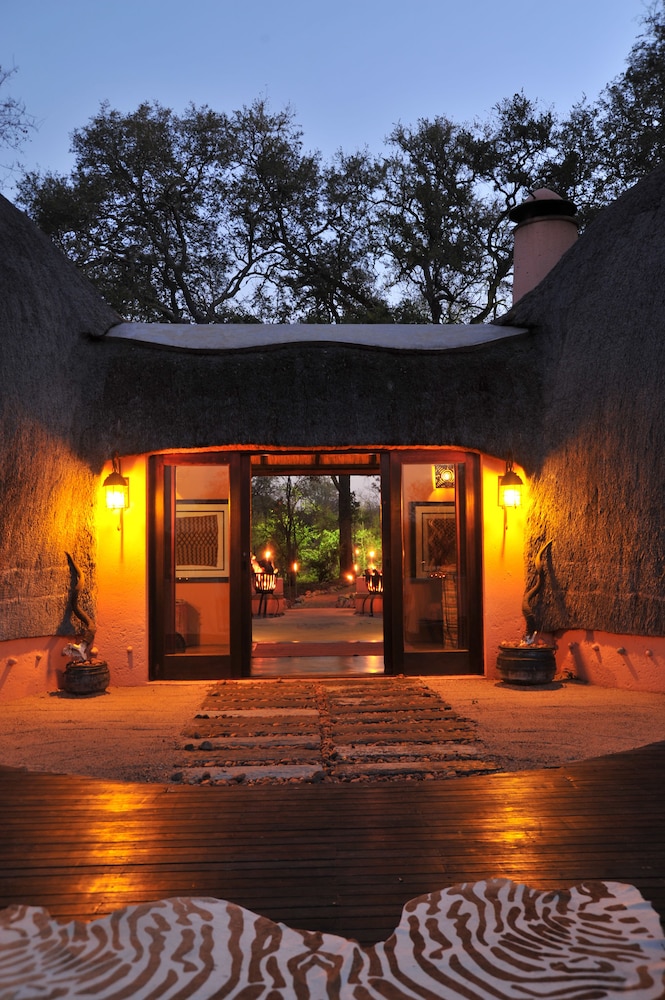 Hoyo-Hoyo Tsonga Lodge 2/68