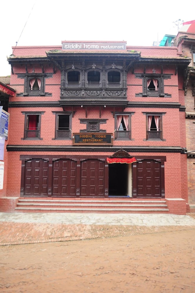 Siddhi Home & Restaurant 4/45