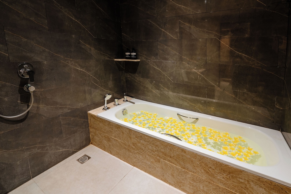 Bali Sunshine Inn Nusa Dua 46/48
