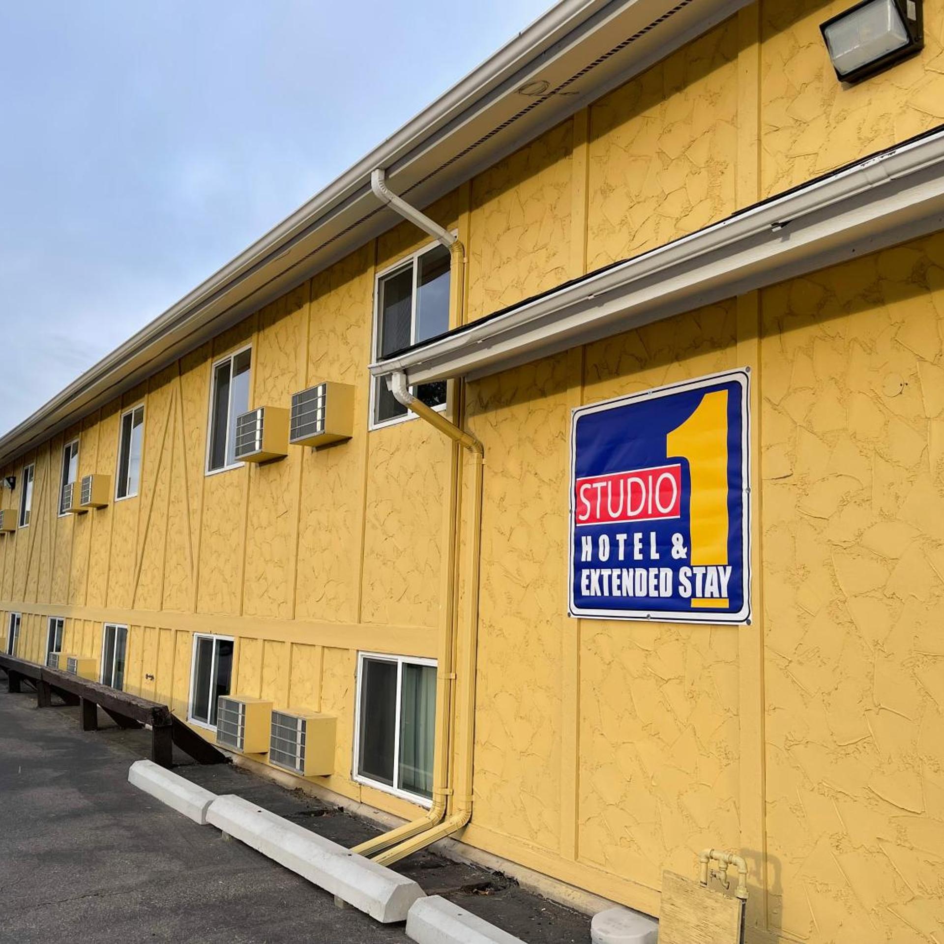 Studio 1 Hotel and Extended Stay Missoula 4/38