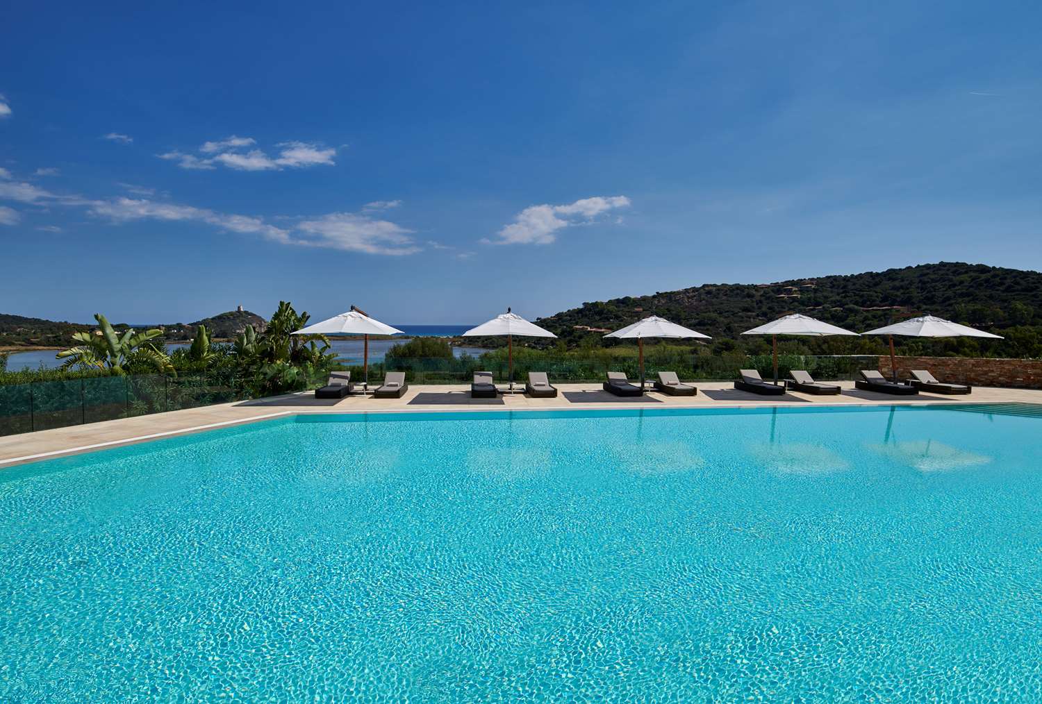 Conrad Chia Laguna Sardinia 6/44