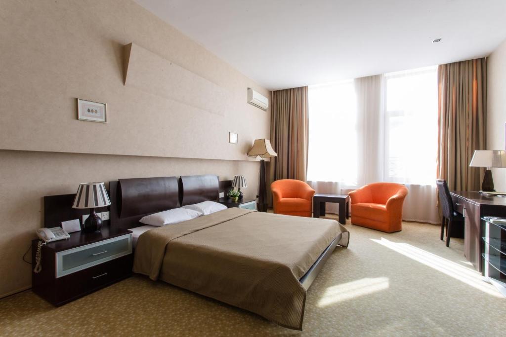 Deluxe, Double Bed