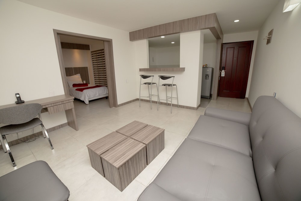 Aparta Suites Torre Poblado 26/40