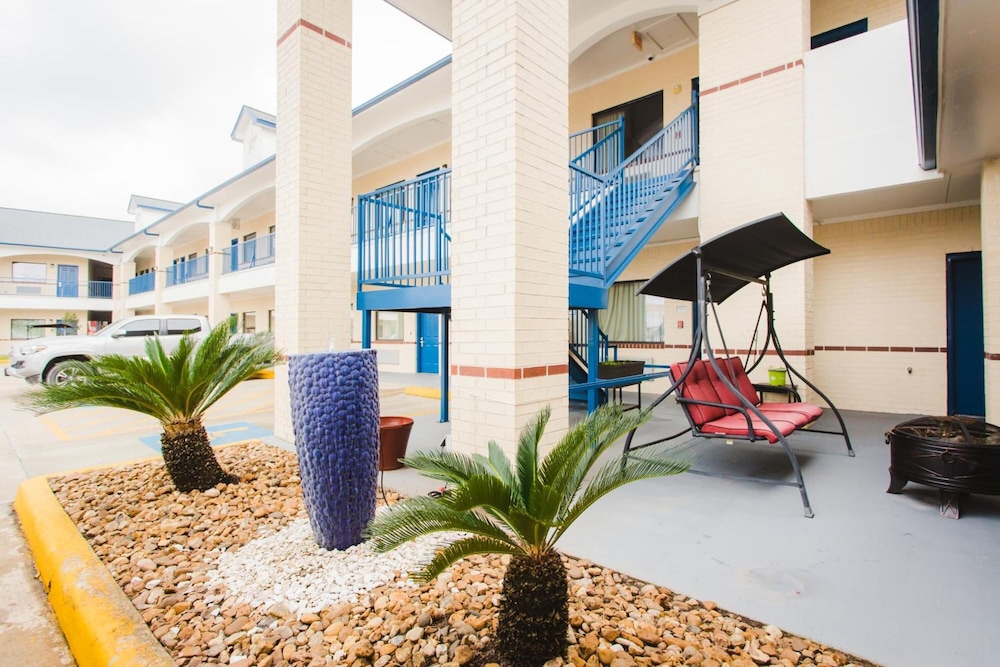 Hotel Bliss Kemah Boardwalk 46/68