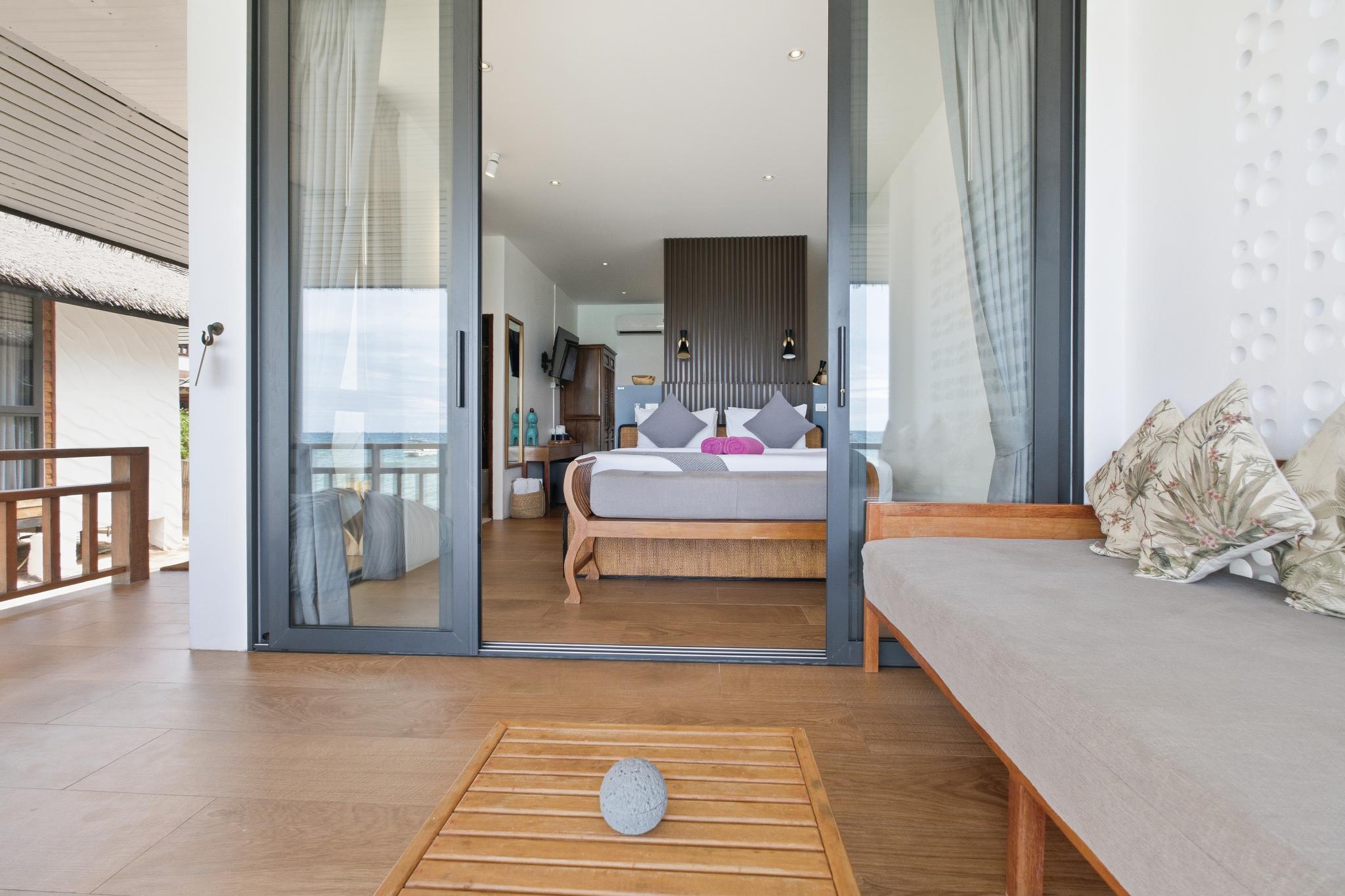 Family, Villa, Beach Front
