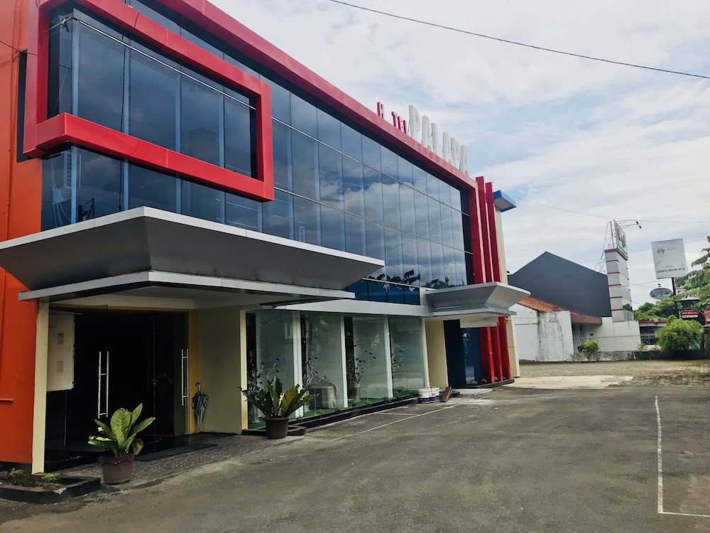 Palapa Hotel 5/50