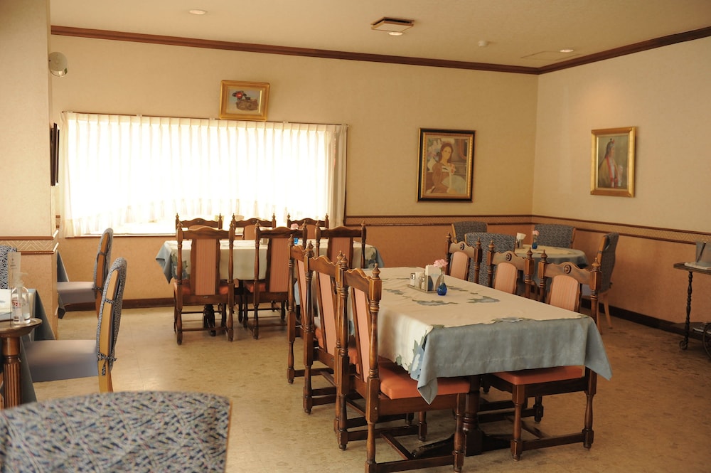 Crown Hotel Okinawa 63/75