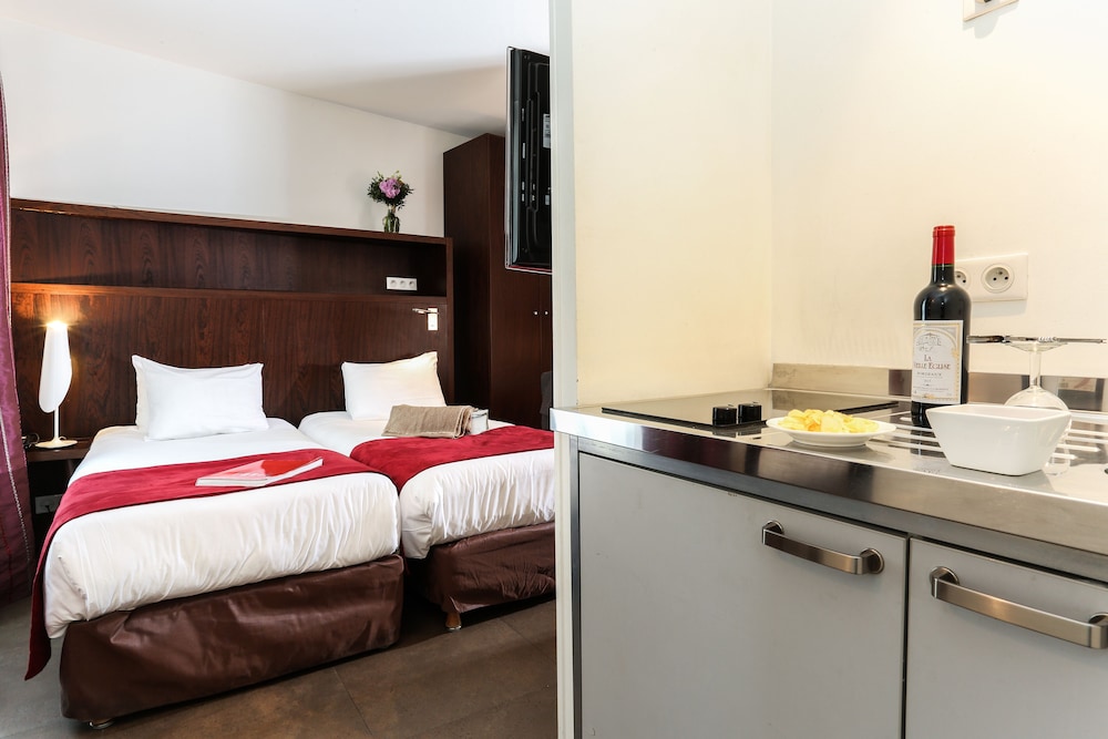 Avalon Appart Hotel Paris Gare Du Nord 24/64