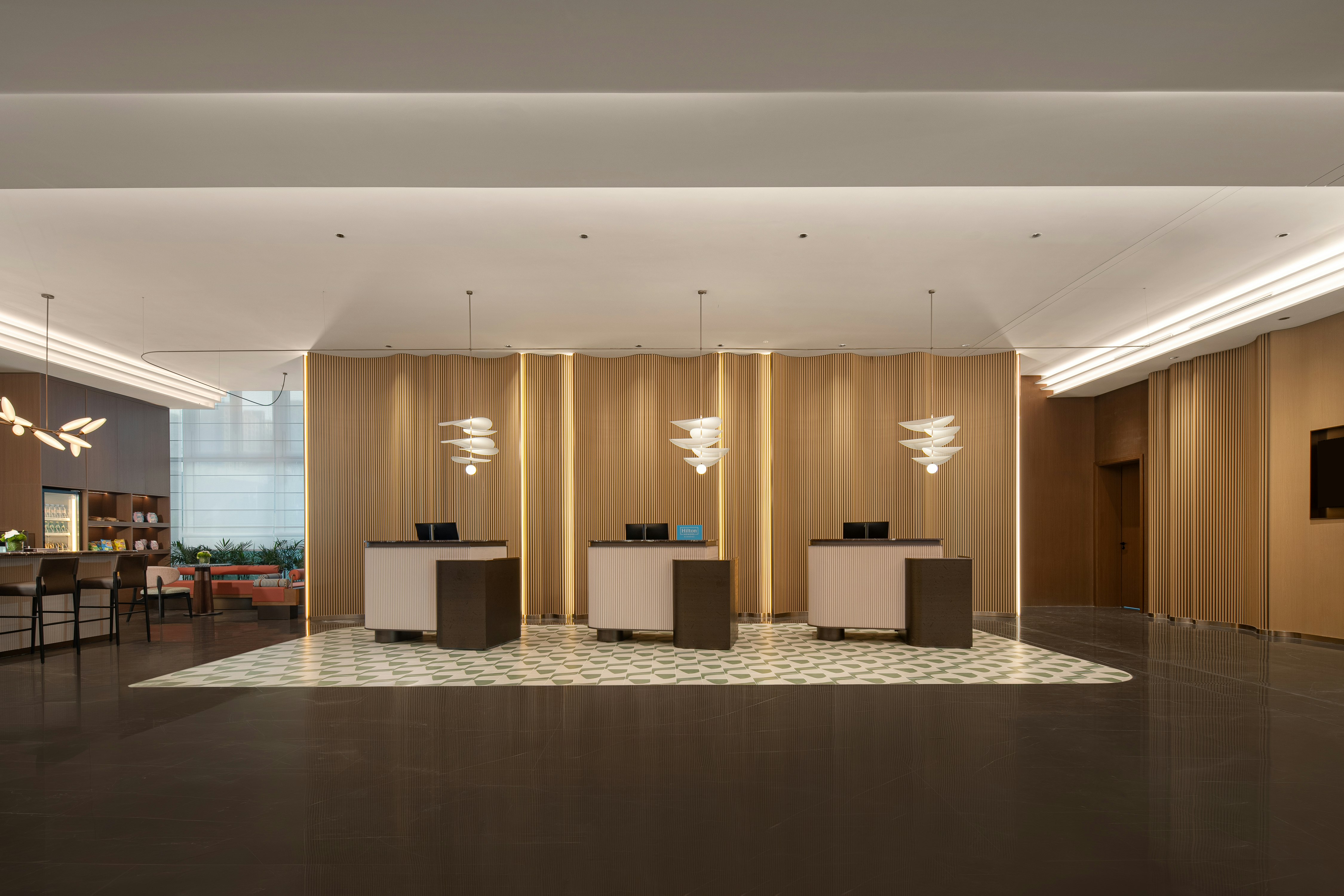 Hilton Garden Inn Urumqi Railway Station 7/25