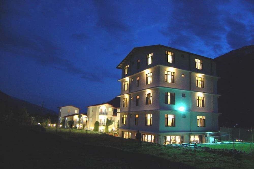 DE VIVENDI RESORT. 3/54