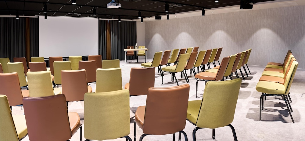 Park Inn By Radisson Brussels Airport 63/68