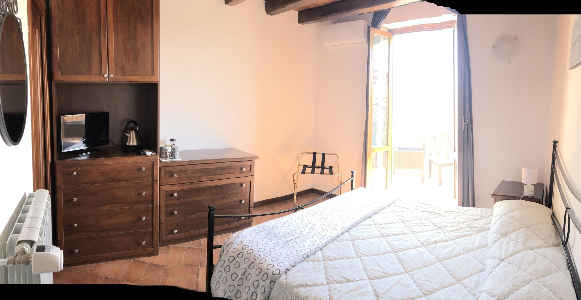DOUBLE BED