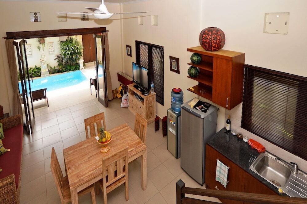 Sama's Cottages And Villas 10/50