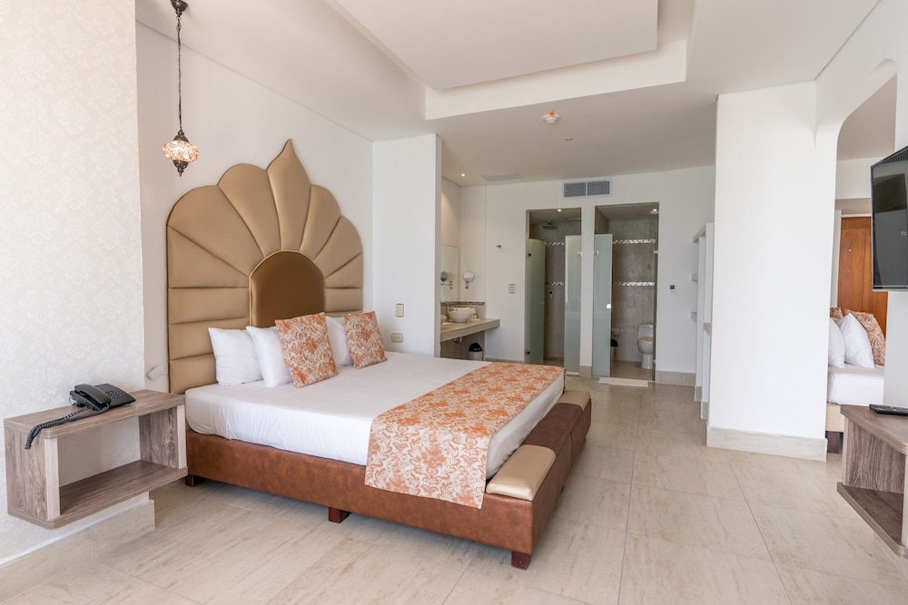 Hotel Cartagena Dubai 11/50