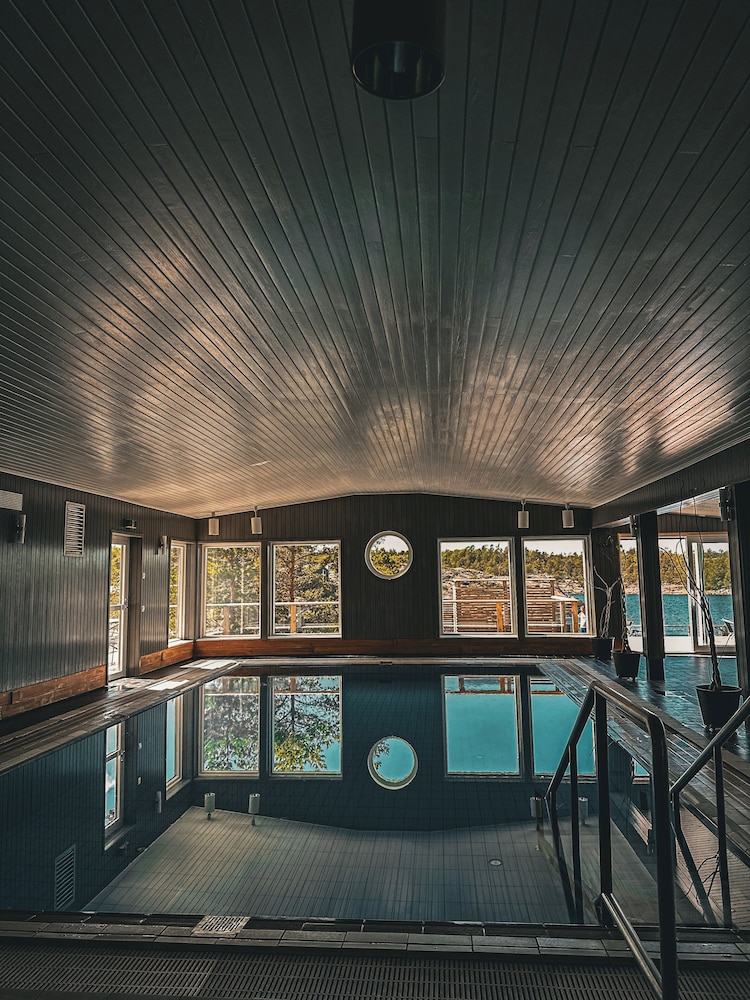 HOTEL HAVSVIDDEN 39/70