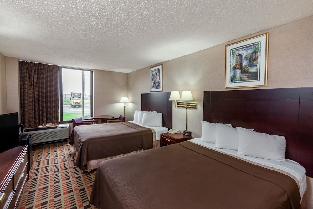 Days Inn by Wyndham Amarillo East 18/33