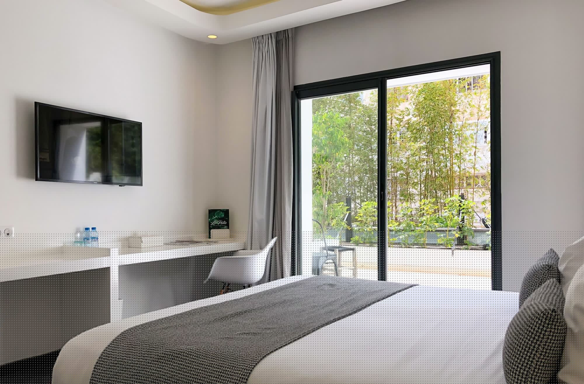 Deluxe Room H