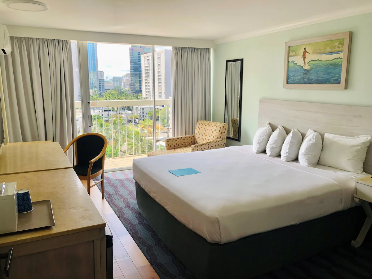 Gold, King Bed