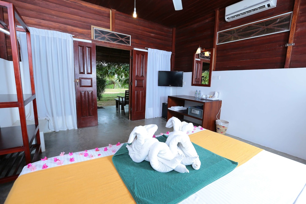 Lagoon Paradise Beach Resort 22/60