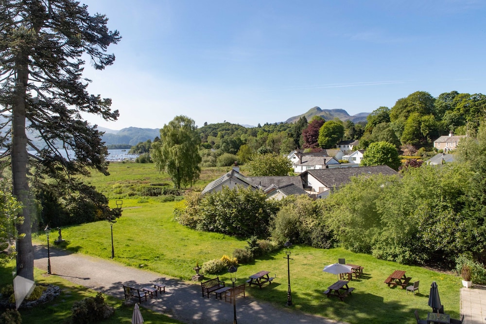 Derwentwater Hotel 33/50