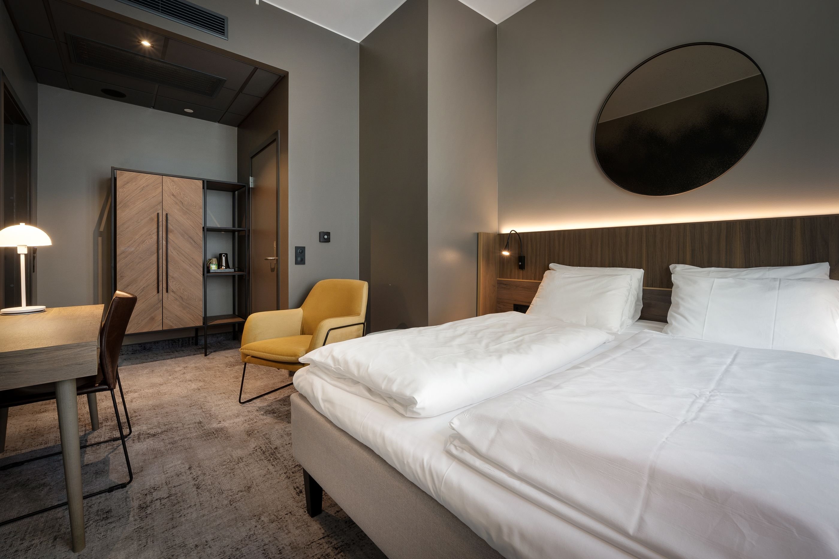 STANDARD, DOUBLE BED