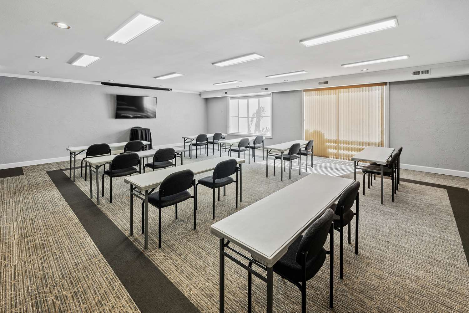 Best Western Wesley Inn & Suites 31/43