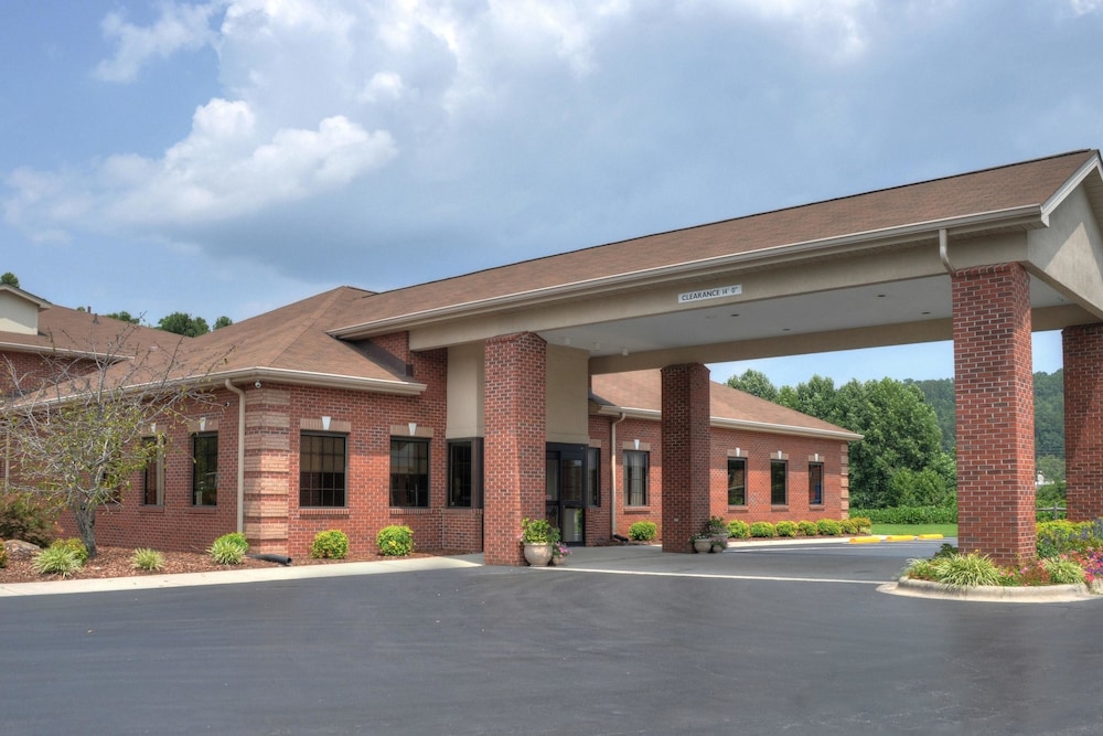Comfort Inn Marion NC 1/31