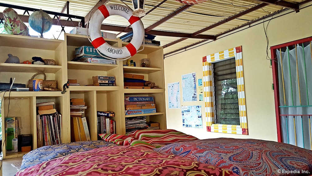 Gabby Apos S Bed And Breakfast 36/50