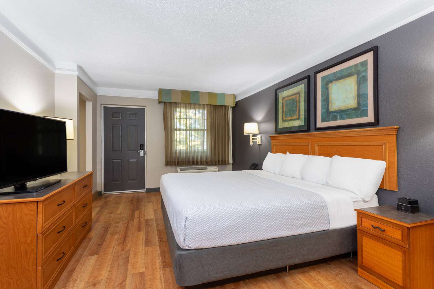 La Quinta Inn Pensacola 7/35