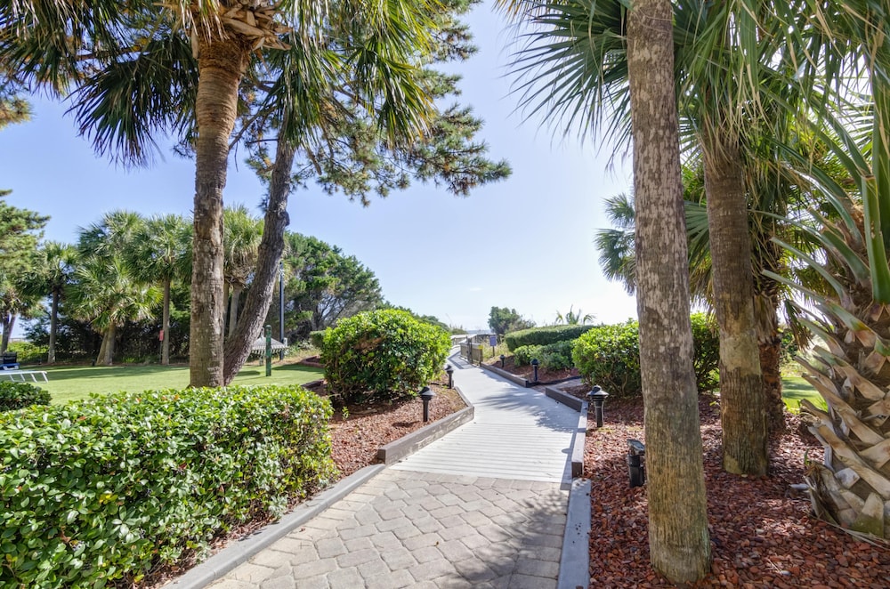 Beach Colony Resort 64/66