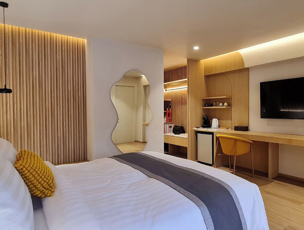 Deluxe Seaview
