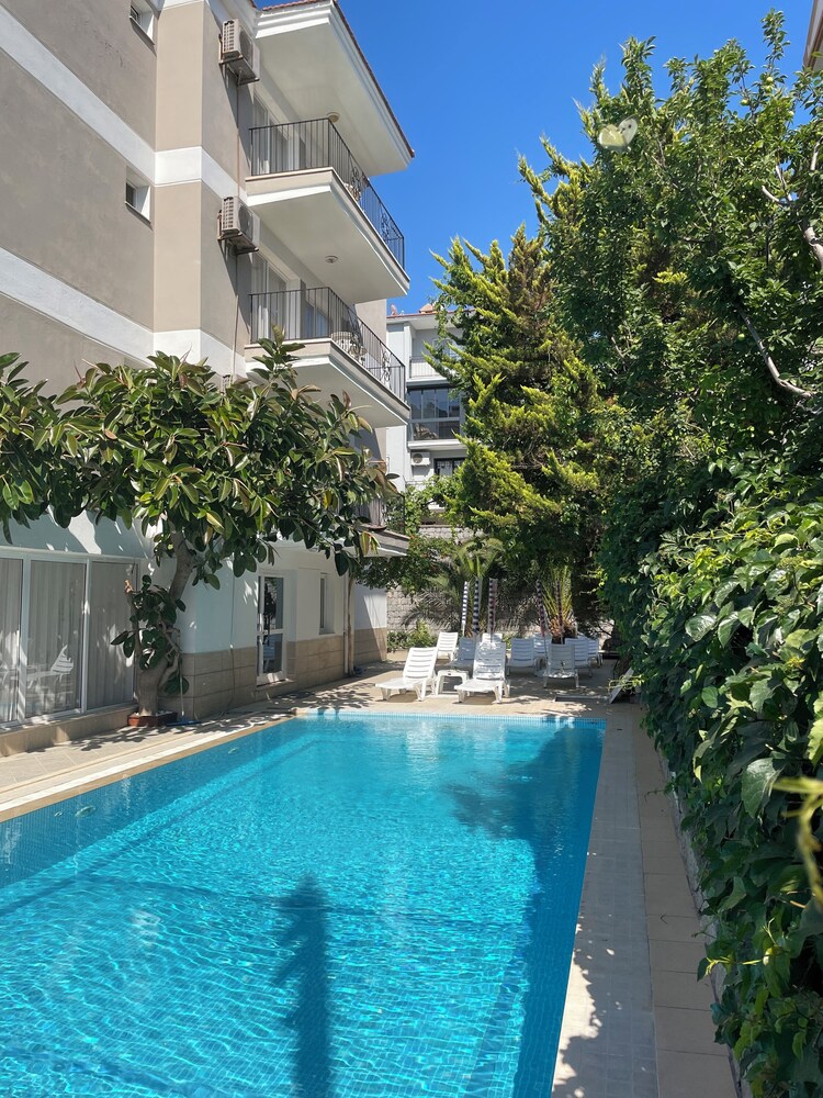 Fora Apart Otel 42/50