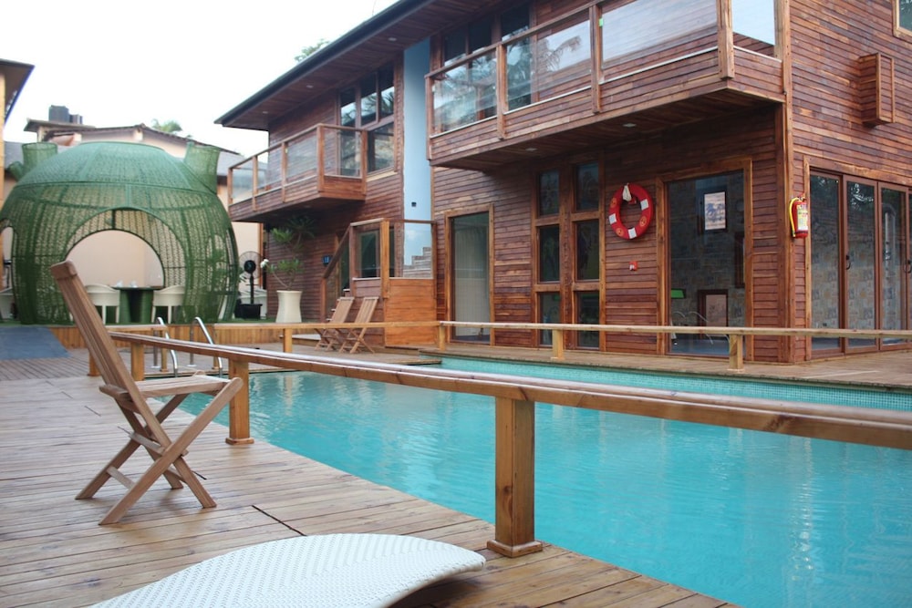The Baga Beach Resort 7/66