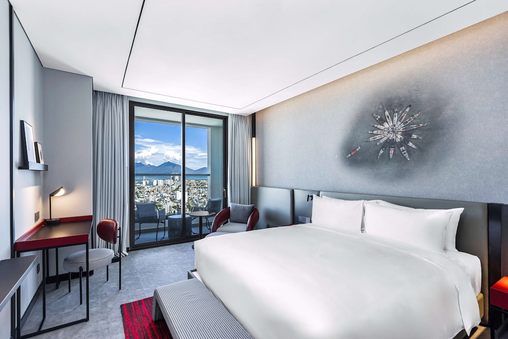 Radisson RED Danang 9/50