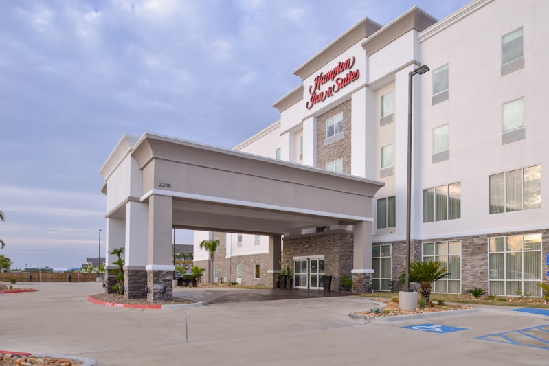 Hampton Inn & Suites Port Aransas 51/53