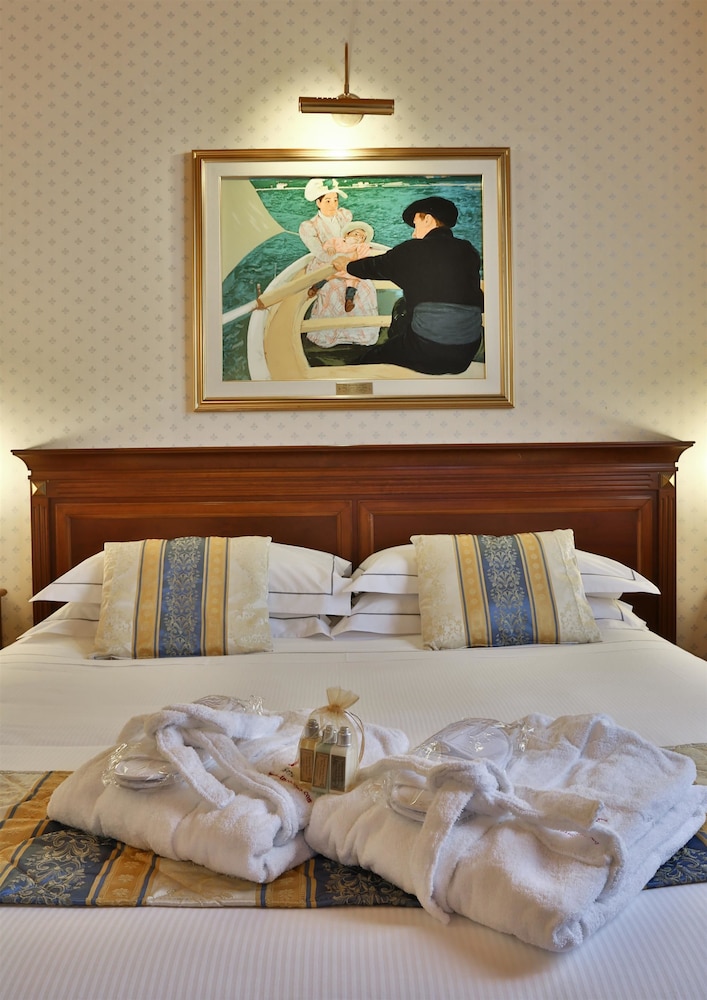 Best Western Classic Hotel 53/58