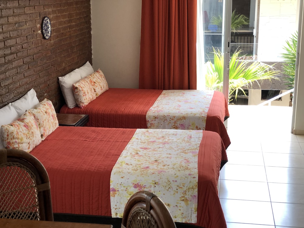 VF Villa Florencia Hotel 15/58