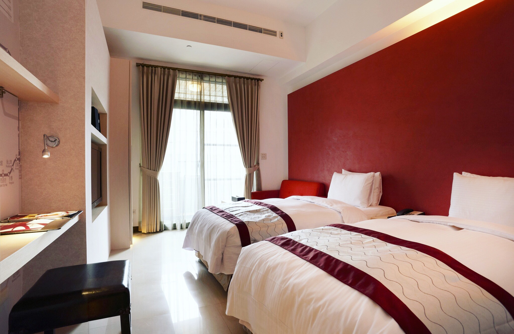 Standard, Twin Beds