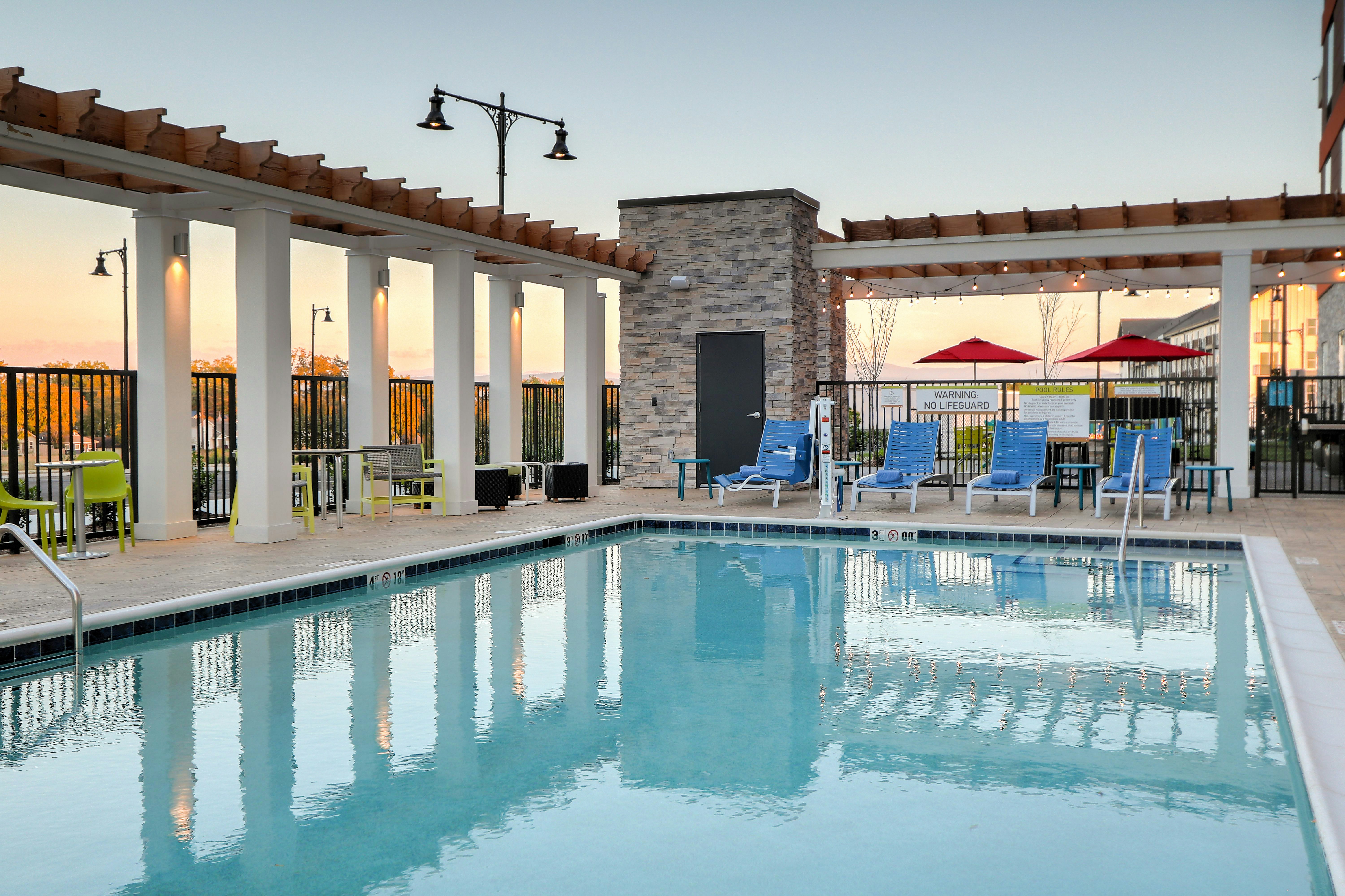 Home2 Suites by Hilton Alcoa Knoxville Airport in ALCOA - TN