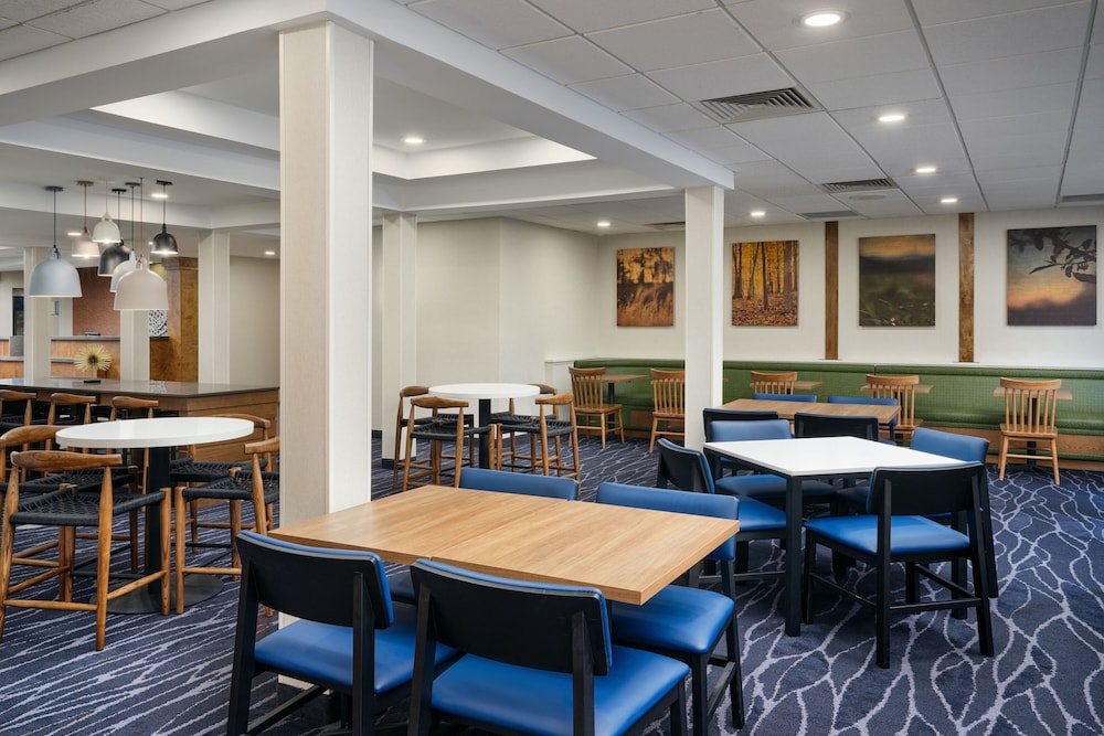 Fairfield Inn Suites Auburn Opelika 30/44